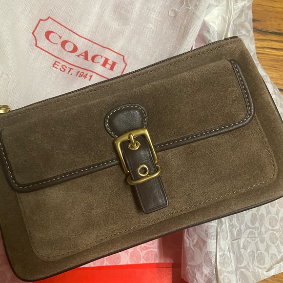 NWT COACH Wristlet - Picture 6 of 8